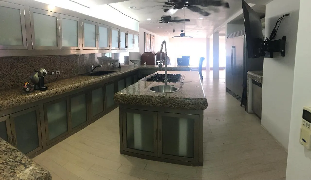 Villa Del Mar Cancun Mexico